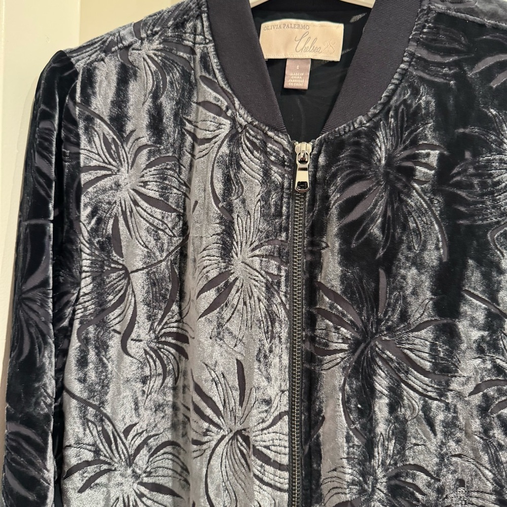 Olivia Palermo + Chelsea28 Velvet Burnout Bomber Jacket Size Small - Picture 6 of 15